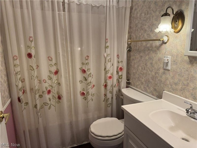 2544 Royal County Down , Uniontown, OH 44685 Photo 14