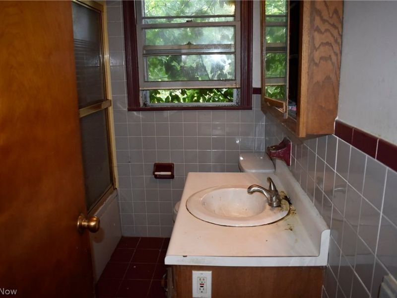 106 S Beverly Avenue, Youngstown, OH 44515 Photo 12
