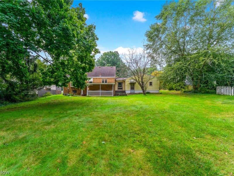1108 Stuart Street NW, Massillon, OH 44646 Photo 3