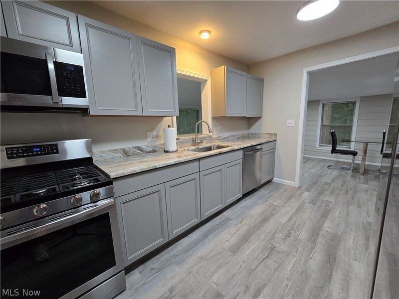 1069 Ghent Road, Akron, OH 44333 Photo 7