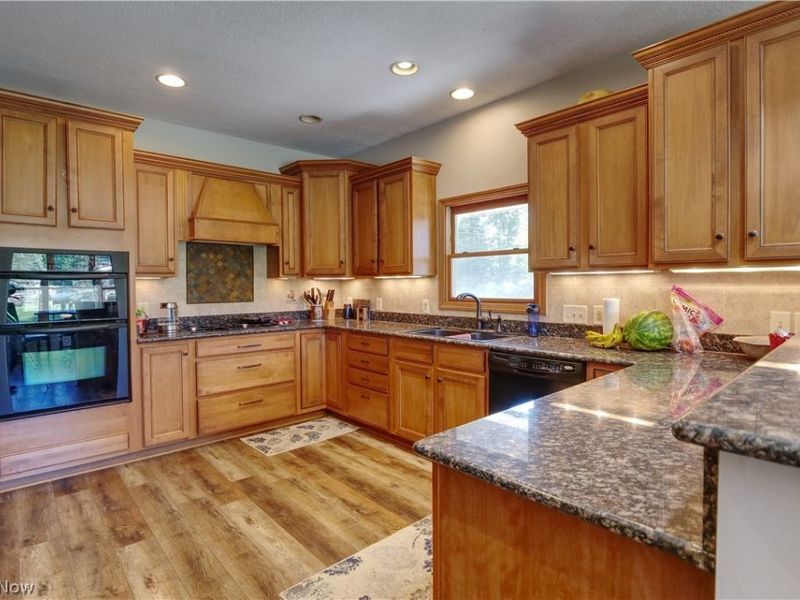 25785 Meadow Trail , Columbia Station, OH 44028 Photo 16