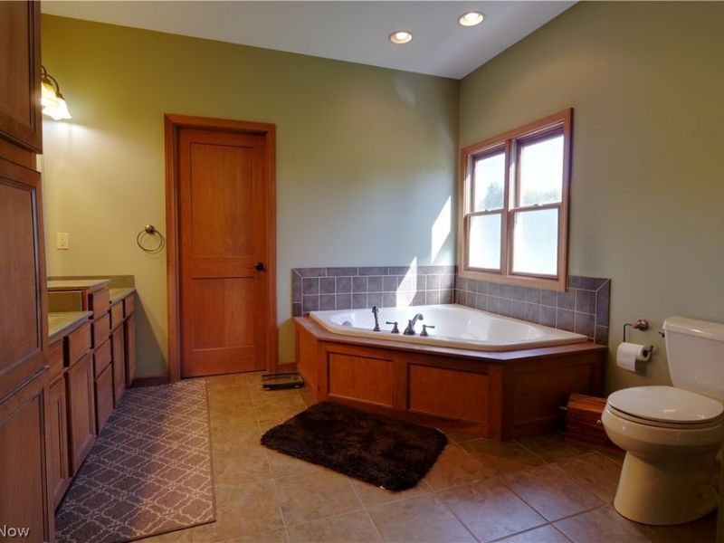 25785 Meadow Trail , Columbia Station, OH 44028 Photo 24