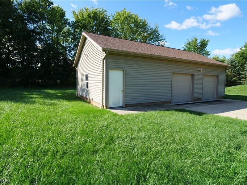 25785 Meadow Trail , Columbia Station, OH 44028 Photo 42