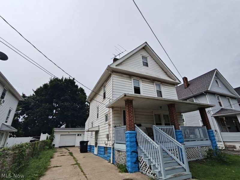 910 Stevenson Road, Cleveland, OH 44110 Photo 3
