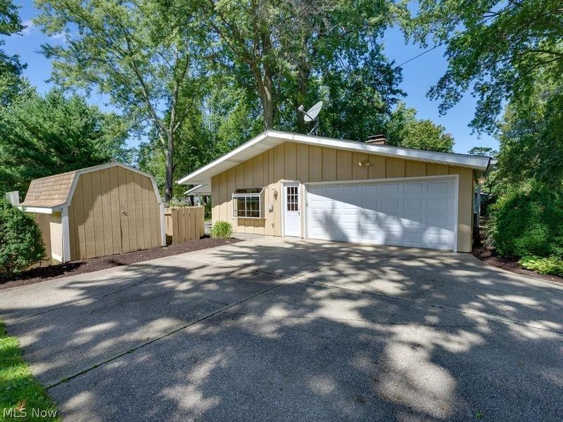 7494 King Memorial Road, Mentor, OH 44060 Photo 7
