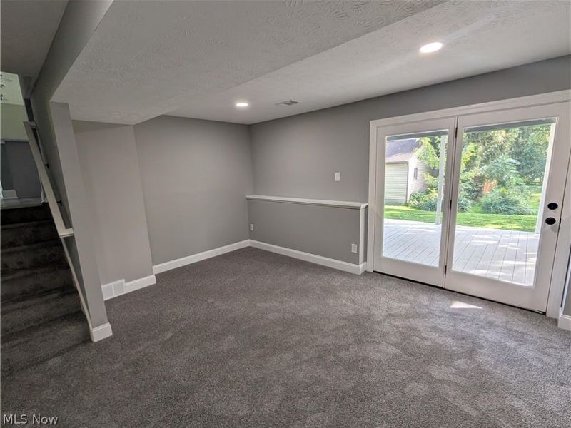 3246 E Waterloo Road, Akron, OH 44312 Photo 26