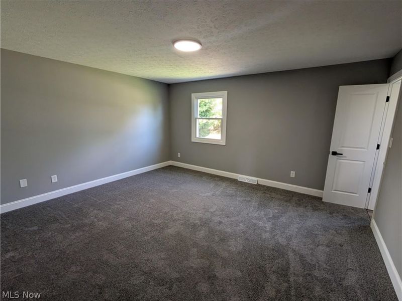 3246 E Waterloo Road, Akron, OH 44312 Photo 31