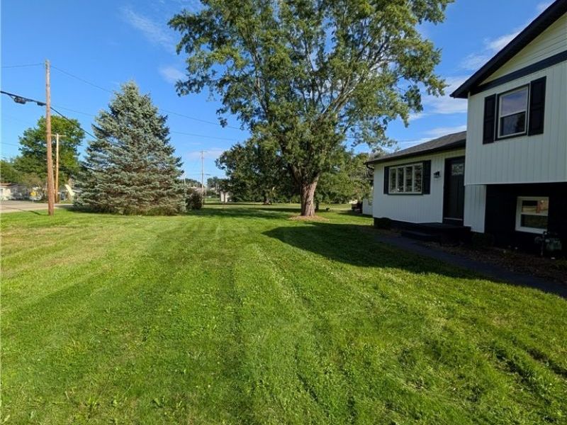 3246 E Waterloo Road, Akron, OH 44312 Photo 8