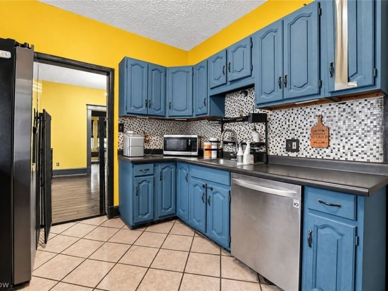 22631 Chardon Road, Euclid, OH 44117 Photo 9