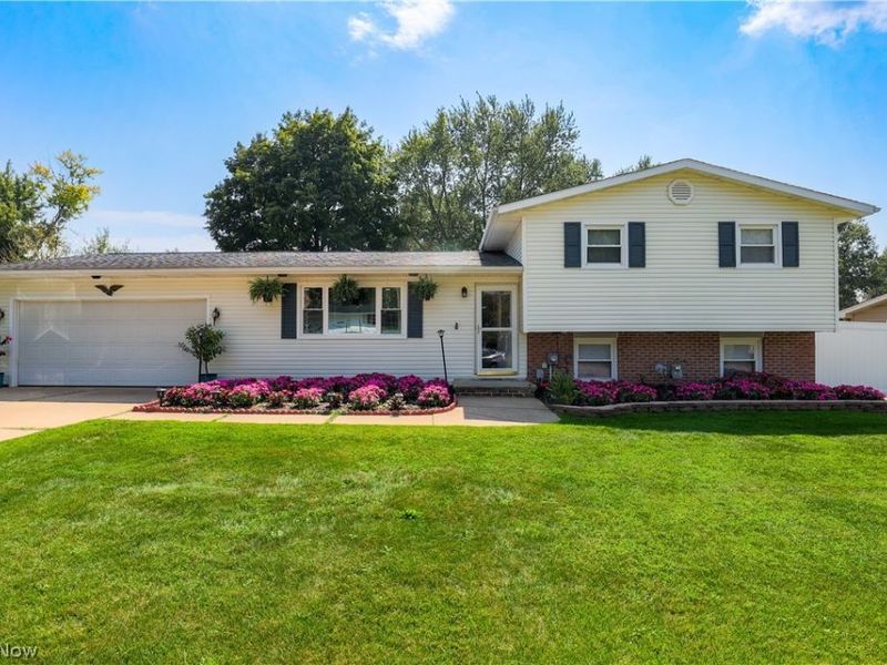 3425 Roanoke Street NW, Massillon, OH 44646 Photo 1