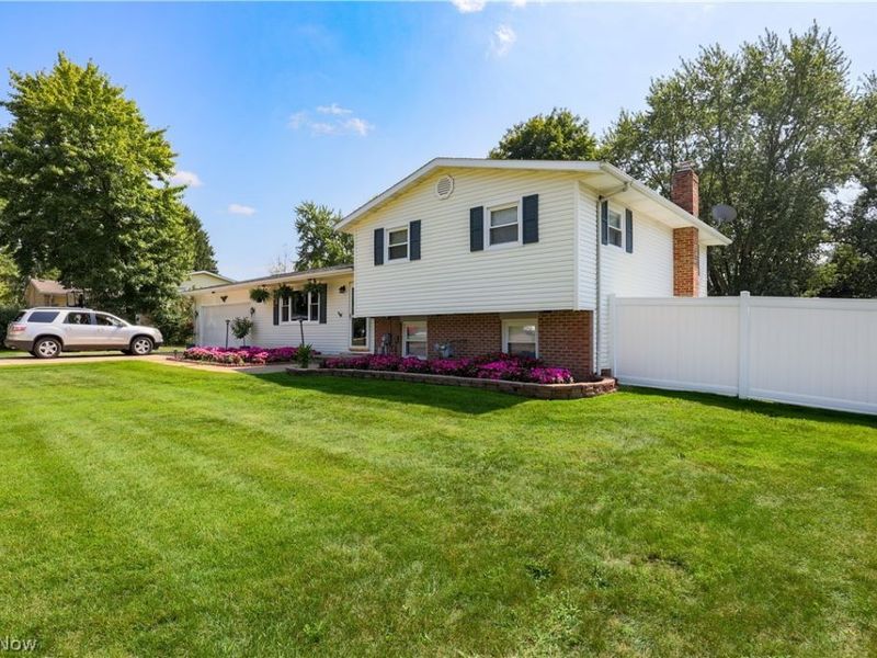 3425 Roanoke Street NW, Massillon, OH 44646 Photo 2