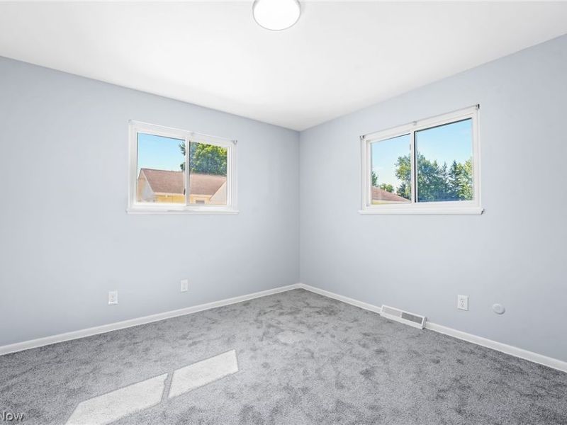 285 Nobottom Road, Berea, OH 44017 Photo 14