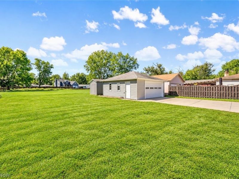 285 Nobottom Road, Berea, OH 44017 Photo 22