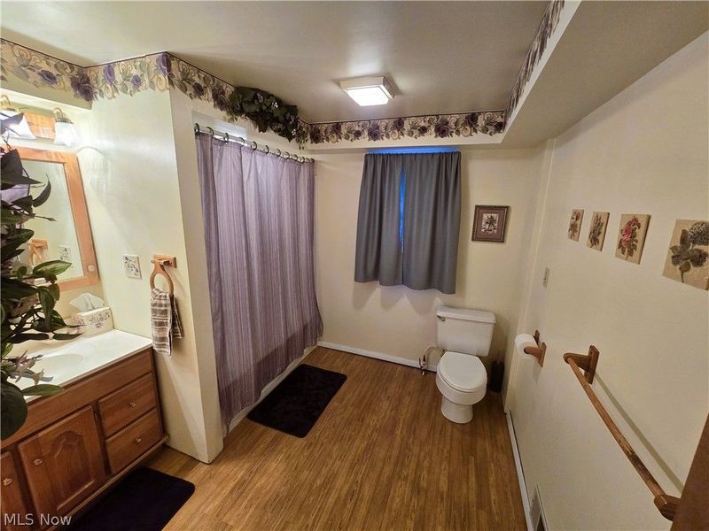 80 Smithsonian Street, Girard, OH 44420 Photo 13
