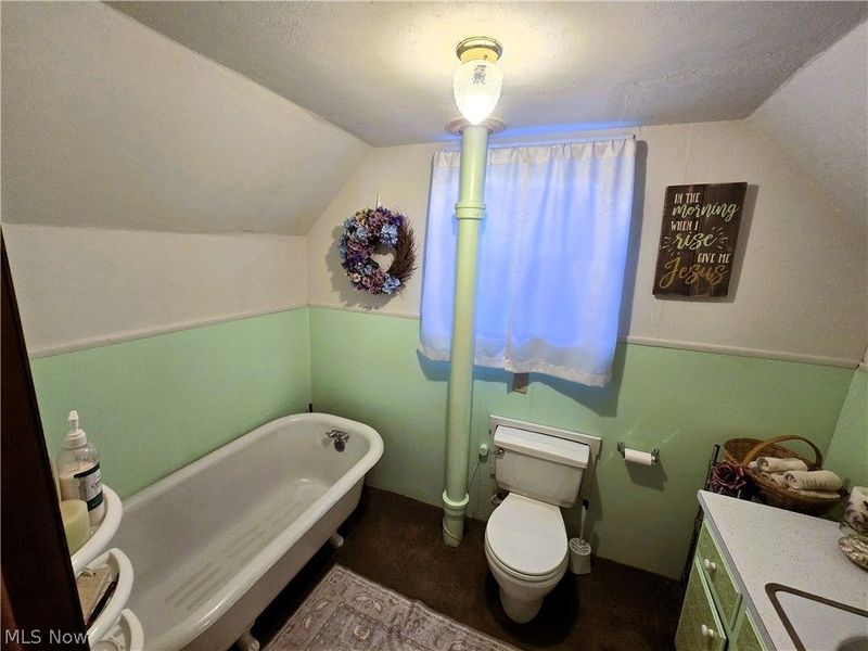 80 Smithsonian Street, Girard, OH 44420 Photo 20