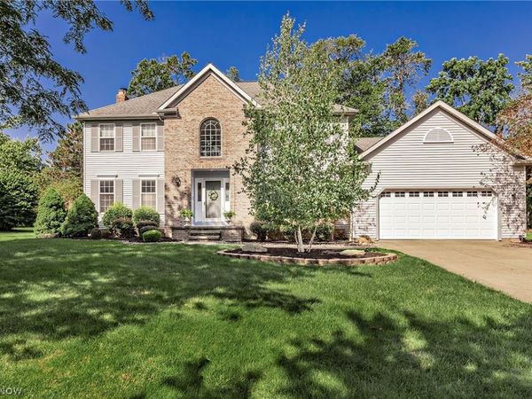 458 Medway Road , Highland Heights, OH 44143