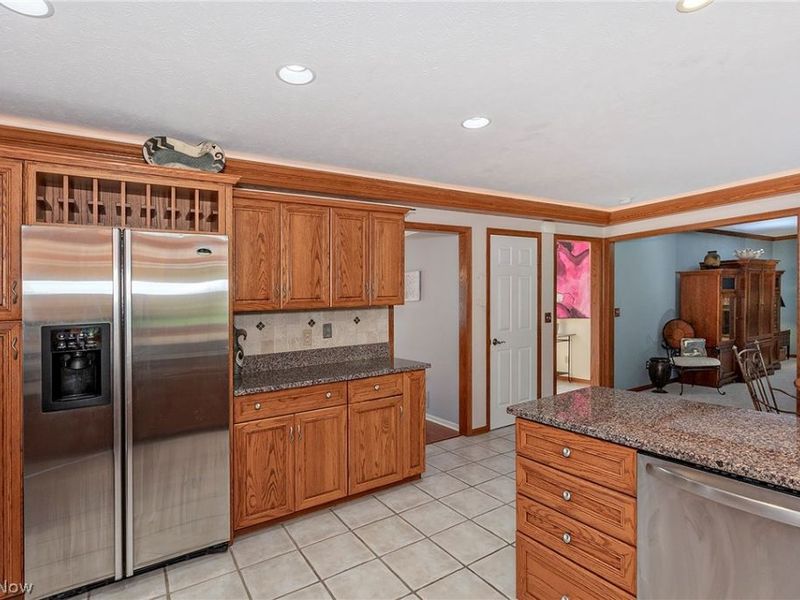 458 Medway Road, Highland Heights, OH 44143 Photo 18
