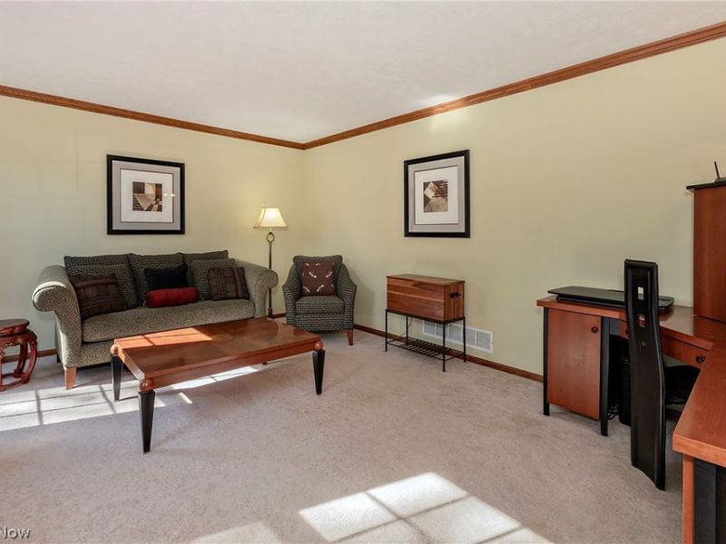 458 Medway Road, Highland Heights, OH 44143 Photo 4