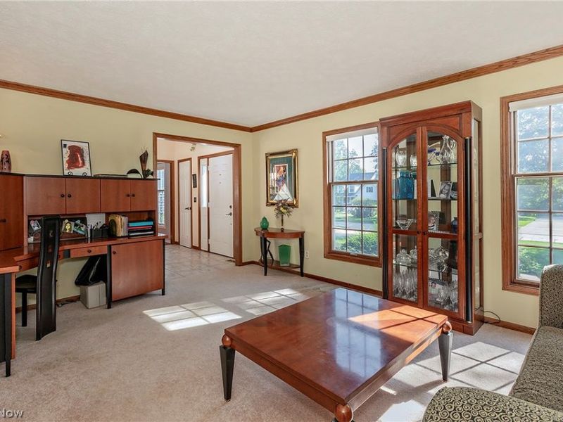 458 Medway Road, Highland Heights, OH 44143 Photo 5