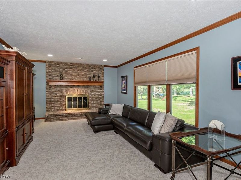 458 Medway Road, Highland Heights, OH 44143 Photo 8
