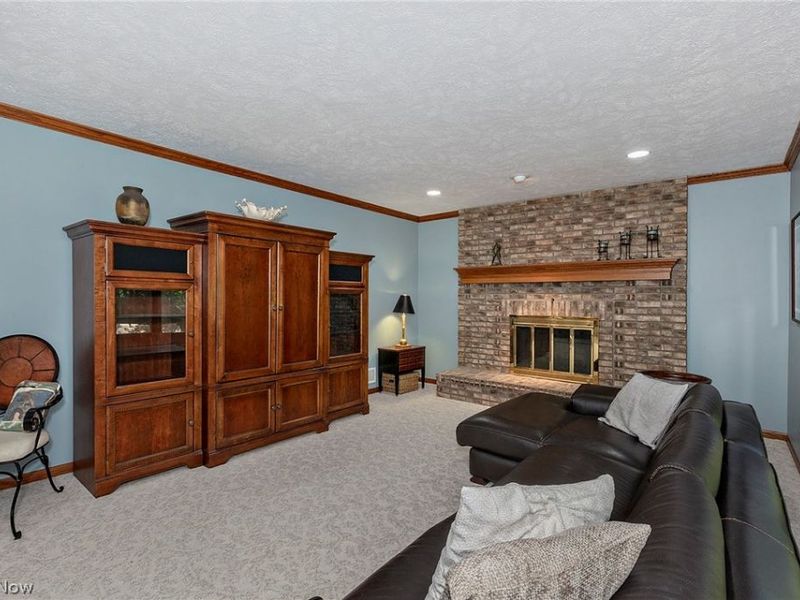 458 Medway Road, Highland Heights, OH 44143 Photo 9