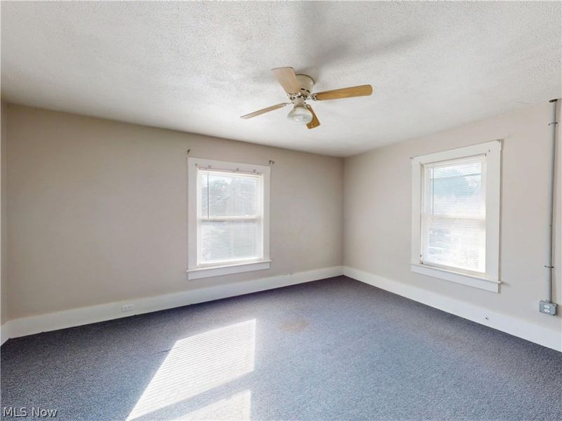 476 Rentschler Street, Akron, OH 44304 Photo 16