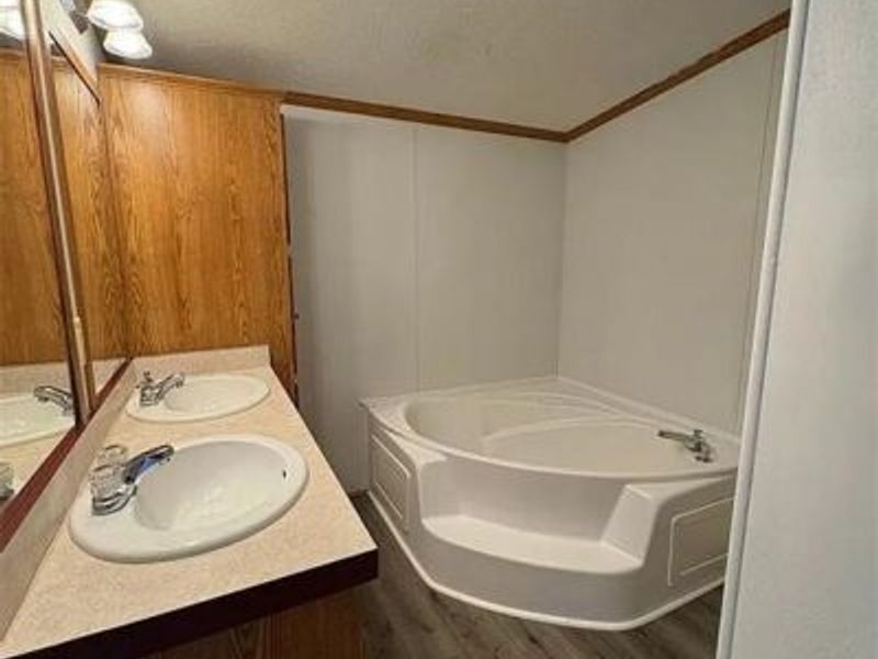 4128 27th Terrace NE, Canton, OH 44705 Photo 8