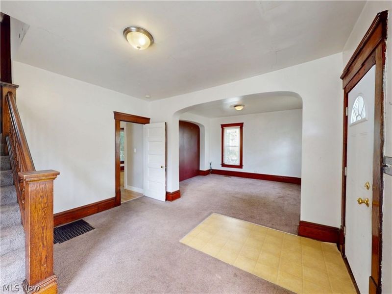 504 Sumner Street, Akron, OH 44304 Photo 4