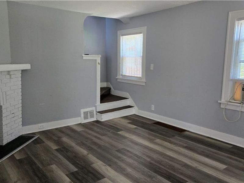 10017 Sandusky Avenue, Cleveland, OH 44105 Photo 2