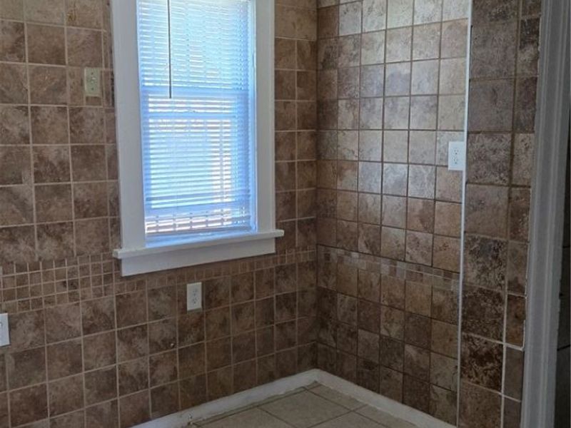 10017 Sandusky Avenue, Cleveland, OH 44105 Photo 6