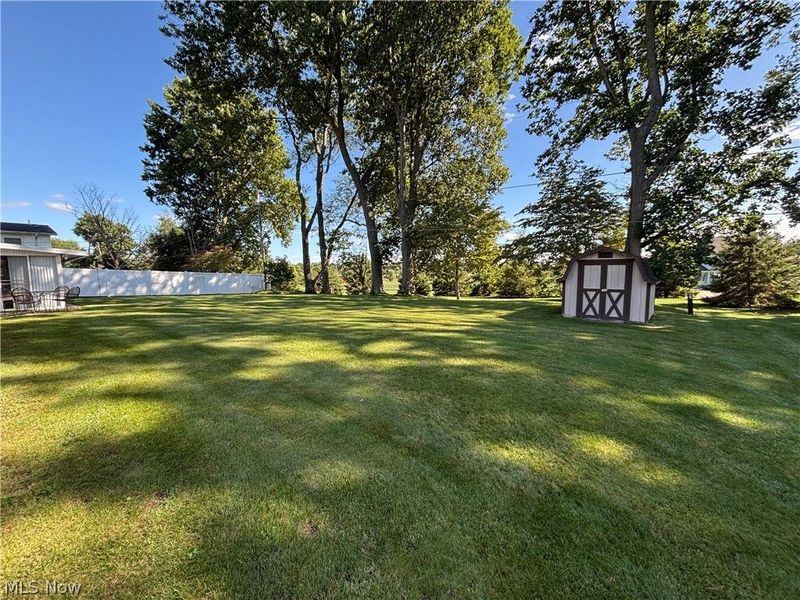 2014 Hillocke Street, Louisville, OH 44641 Photo 12