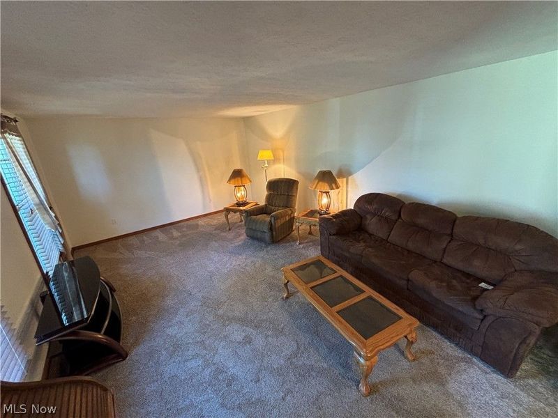 2014 Hillocke Street, Louisville, OH 44641 Photo 17