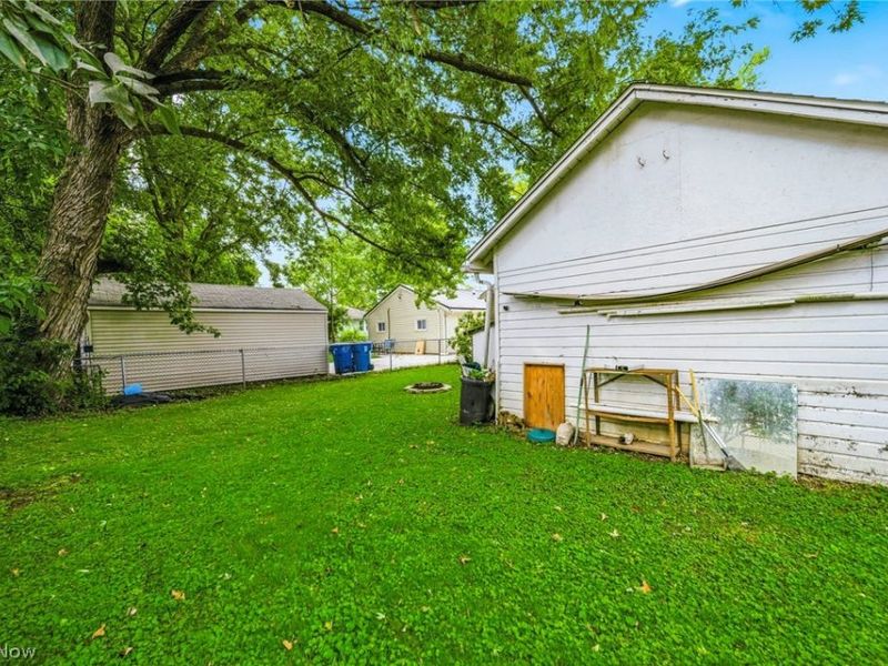 149 Traymore Boulevard, Eastlake, OH 44095 Photo 29