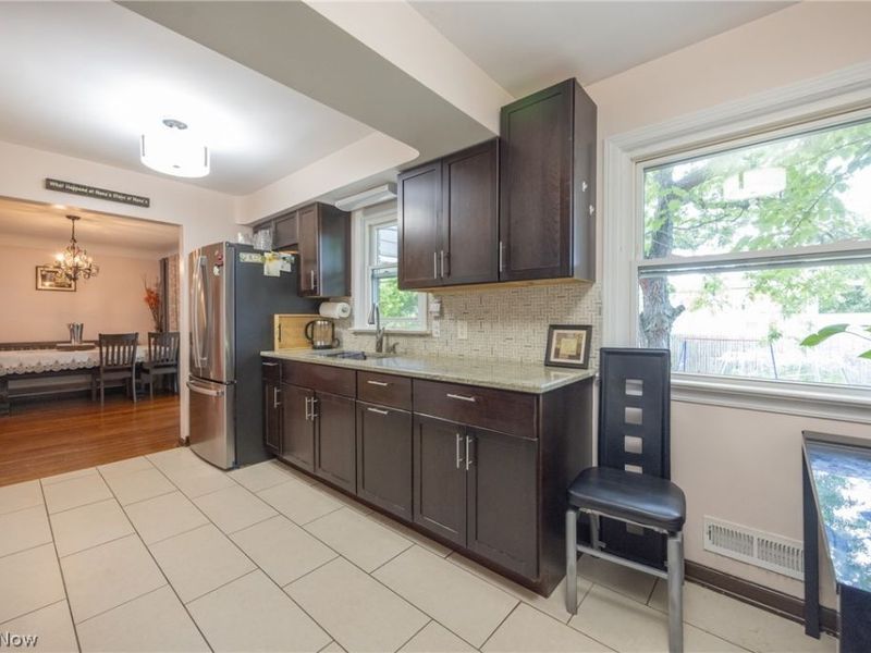 6450 Manchester Road, Parma, OH 44129 Photo 11