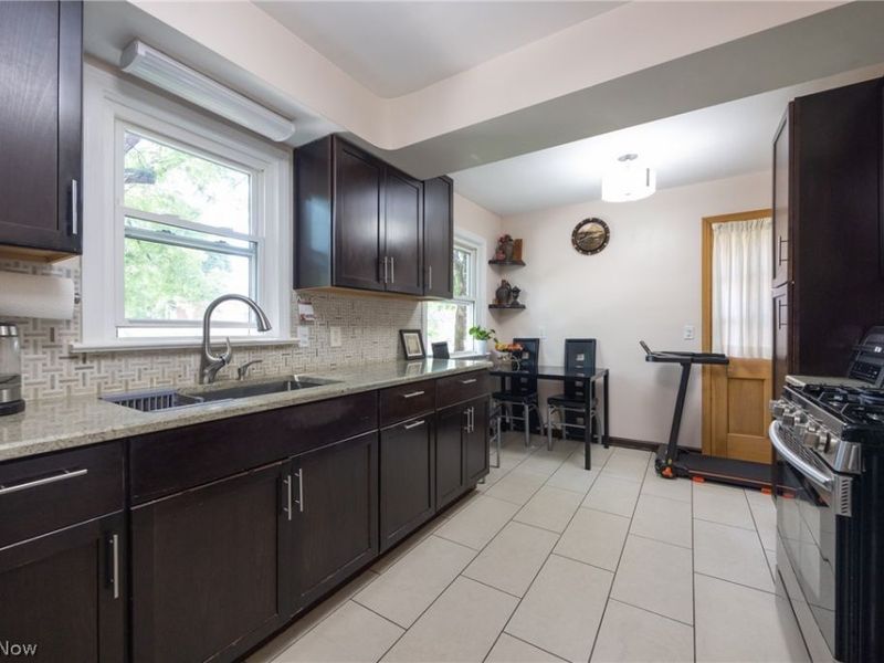 6450 Manchester Road, Parma, OH 44129 Photo 14