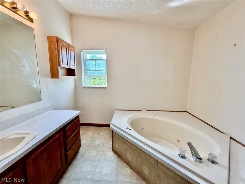 14525 Sperry Road, Newbury, OH 44065 Photo 14