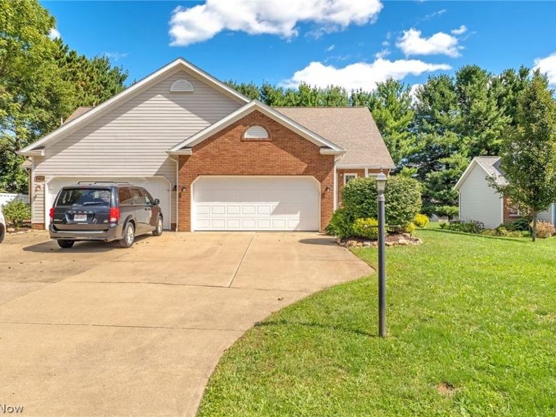 10412 Scotney Avenue, North Canton, OH 44720 Photo 1
