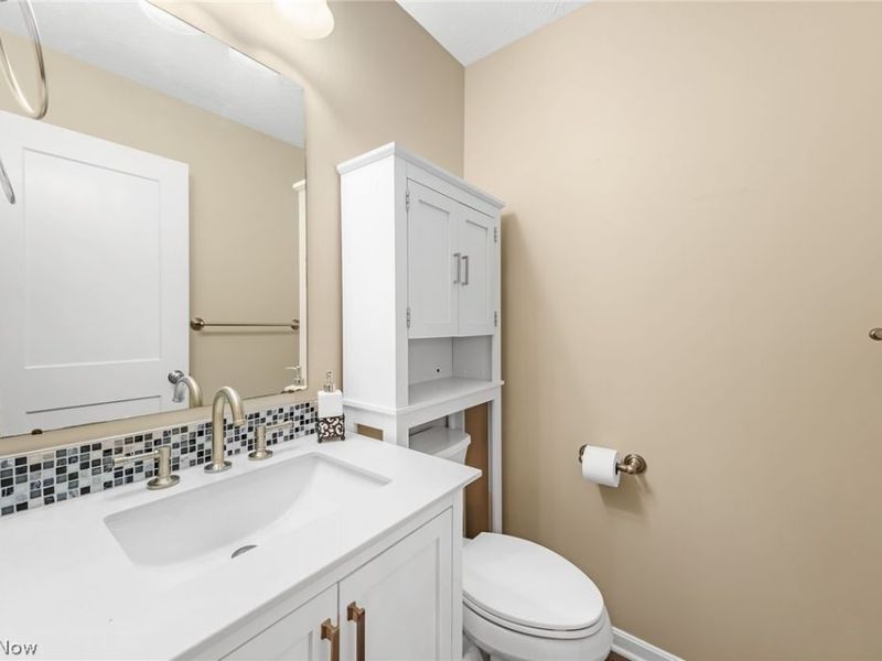 10412 Scotney Avenue, North Canton, OH 44720 Photo 24