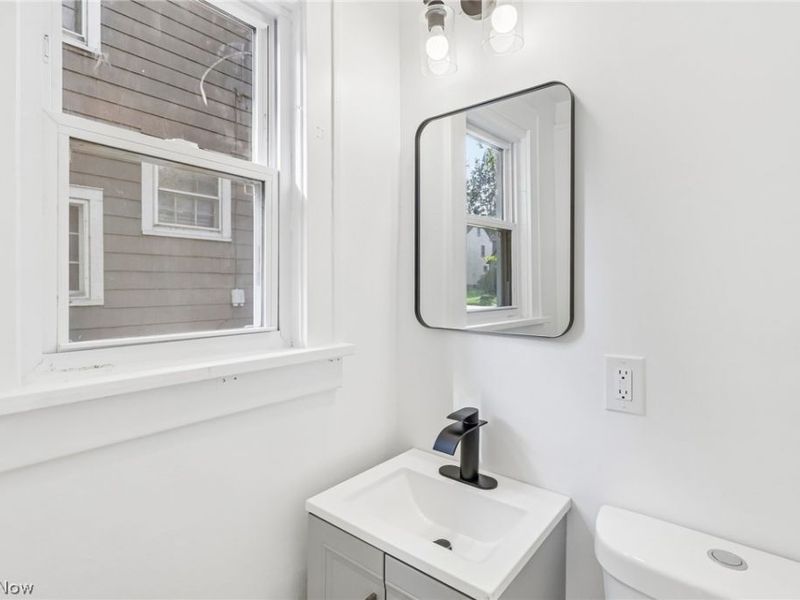 906 Keystone Drive , Cleveland Heights, OH 44121 Photo 12