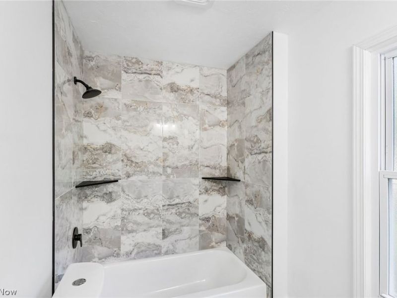 906 Keystone Drive , Cleveland Heights, OH 44121 Photo 16