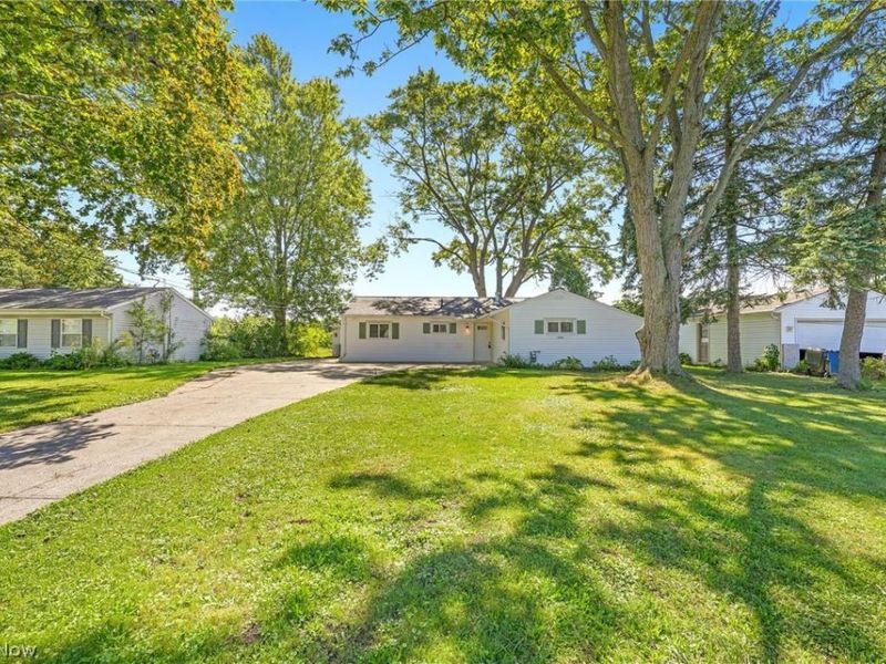 34297 W Point Drive , North Ridgeville, OH 44039 Photo 1