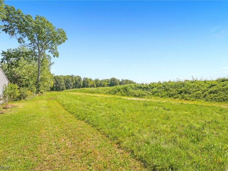 34297 W Point Drive , North Ridgeville, OH 44039 Photo 29