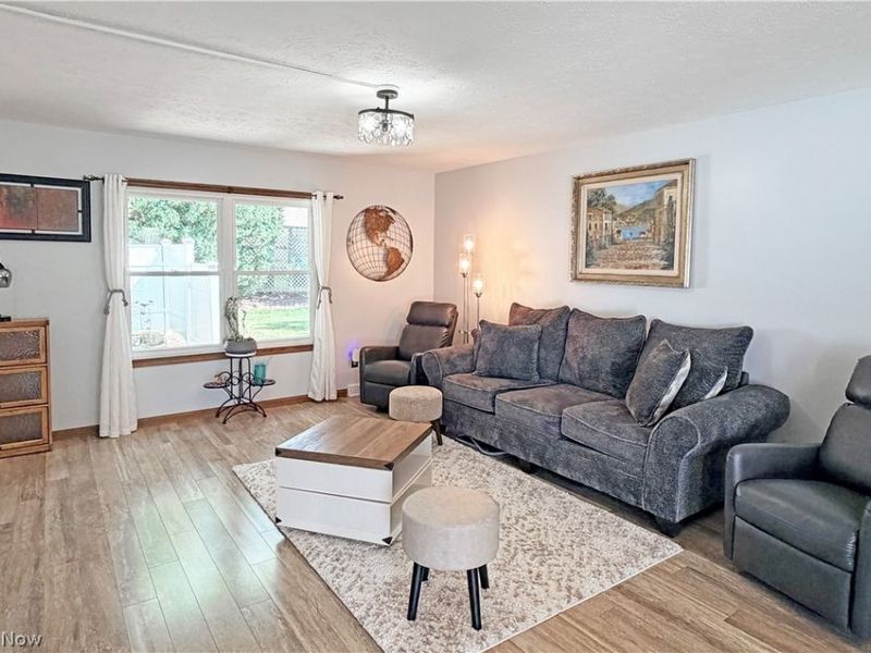 1043 Reedy Drive , Wadsworth, OH 44281 Photo 7