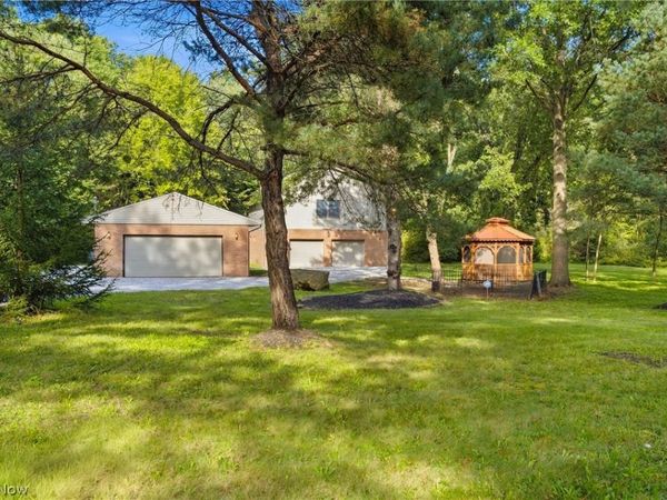 21530 Lexington Road , Alliance, OH 44601