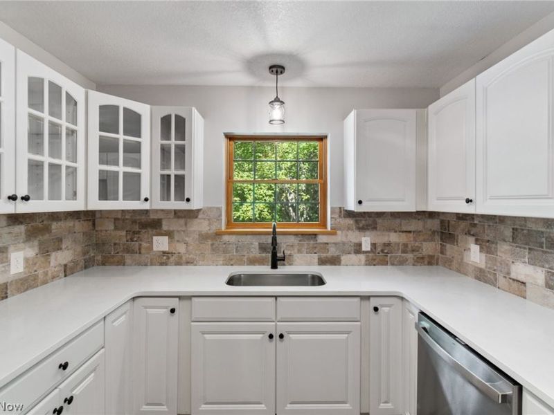 21530 Lexington Road , Alliance, OH 44601 Photo 5