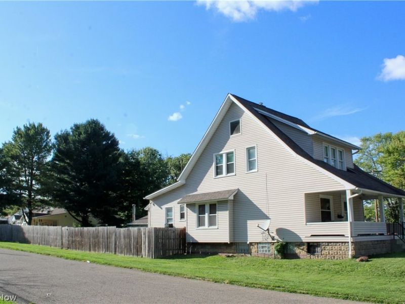 306 S Hazelwood Avenue, Youngstown, OH 44509 Photo 2