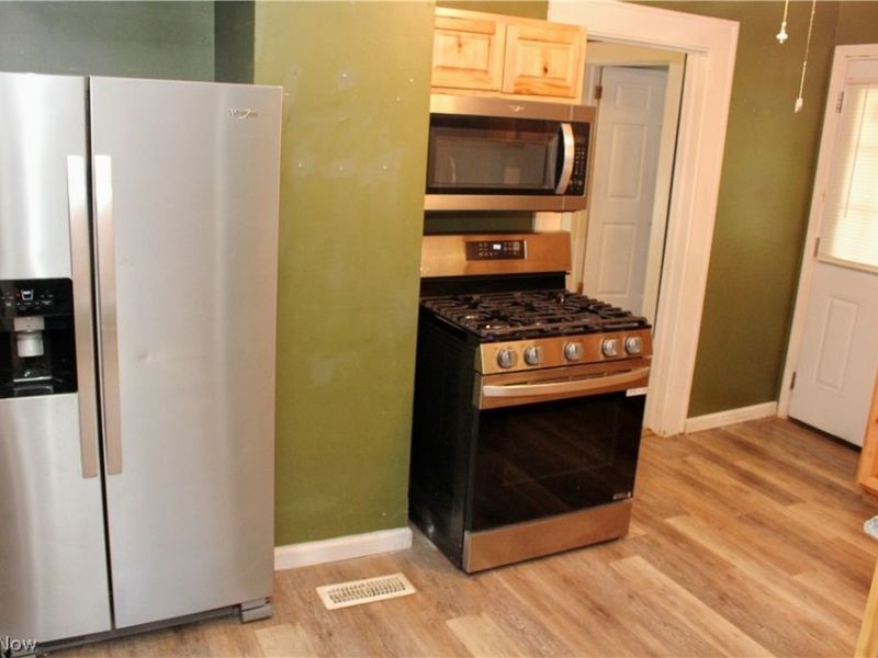 306 S Hazelwood Avenue, Youngstown, OH 44509 Photo 9