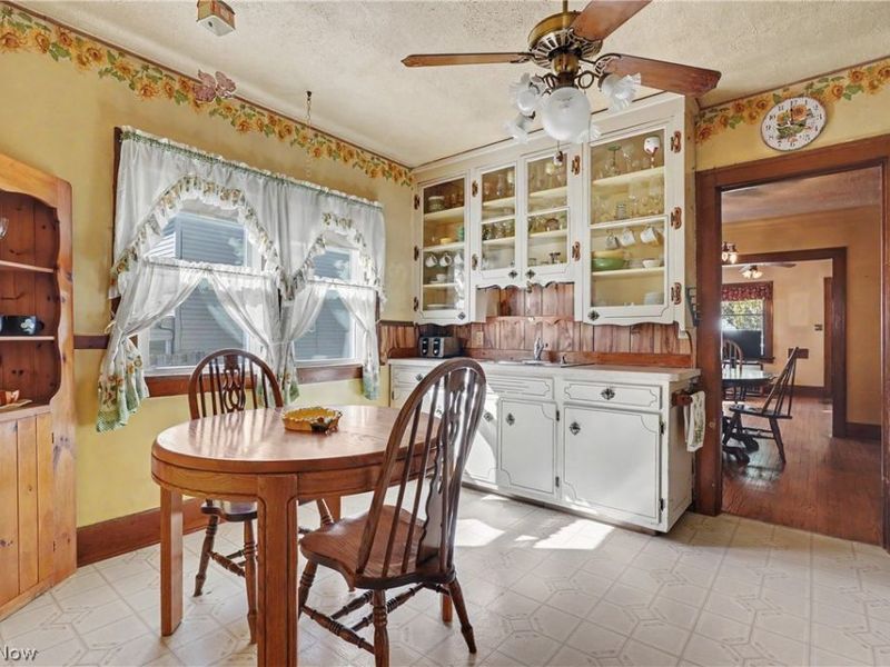 4119 Biddulph Avenue, Cleveland, OH 44109 Photo 12
