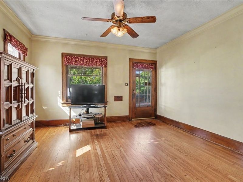 4119 Biddulph Avenue, Cleveland, OH 44109 Photo 5