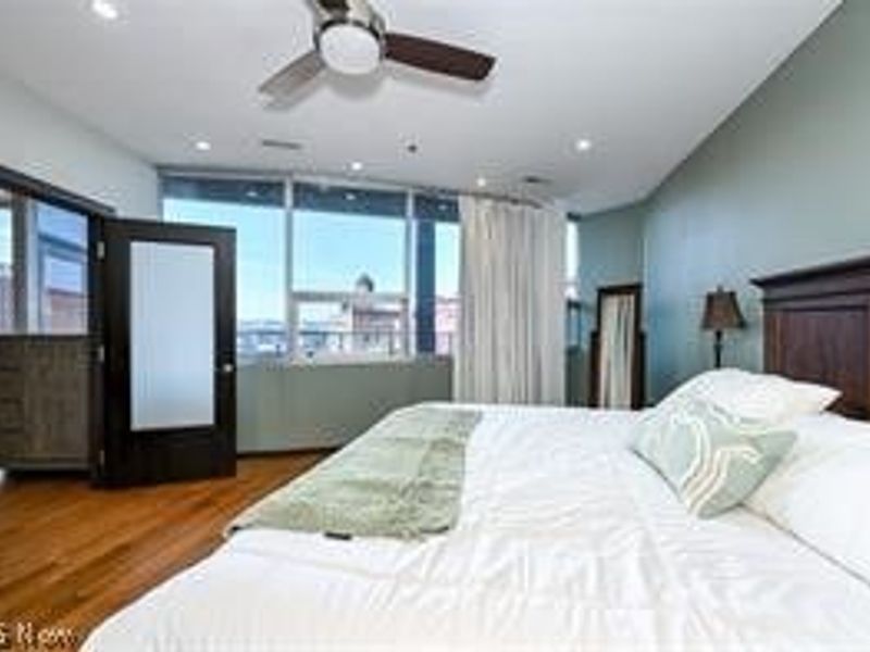 701 W Lakeside Avenue, Unit 608, Cleveland, OH 44113 Photo 16
